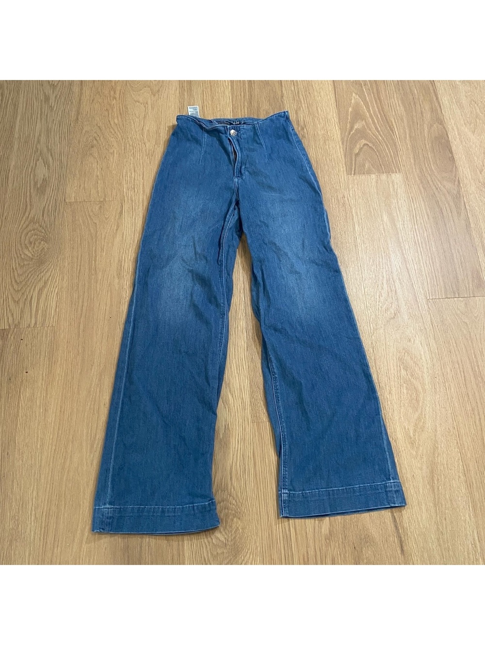 American Eagle Vintage Style High Waist Wide Leg Blue Denim Jeans Size 2